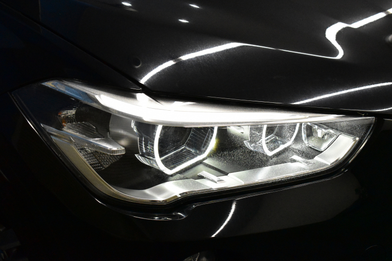 BMW X1 Xdrive20i Mｽﾎﾟｰﾂ 4WD ｱﾄﾞﾊﾞﾝｽﾄﾞｱｸﾃｨﾌﾞｾｰﾌﾃｨP 追従ACC HUD ﾋｰﾀｰ付電動黒革 ﾀｯﾁﾊﾟﾈﾙﾅﾋﾞBｶﾒﾗ Pｱｼｽﾄ前後PDC LEDﾍｯﾄﾞﾗｲﾄ 衝突軽減 車線逸脱&歩行者警告 電動Rｹﾞｰﾄ ﾄﾞﾗﾊﾟﾌｫ 2年保証