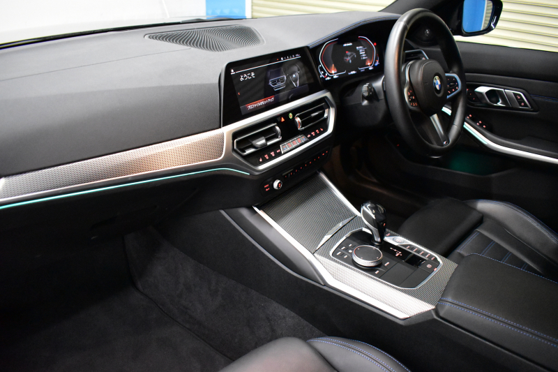 BMW 3シリーズ M340i Xﾄﾞﾗｲﾌﾞ ｲﾉﾍﾞｰｼｮﾝP ﾋｰﾀｰ付ﾌﾞﾗｯｸﾚｻﾞｰ ACC HUD ﾚｰｻﾞｰLEDﾗｲﾄ 可変Mｻｽ 19AW Mｽﾎﾟｰﾂﾌﾞﾚｰｷ&ﾃﾞﾌ ｼﾞｪｽﾁｬｰC付ﾀｯﾁﾊﾟﾈﾙﾅﾋﾞ全周囲ｶﾒﾗ ﾊｰﾏﾝｶｰﾄﾞﾝ 側面衝突&車線変更&逸脱警告 2年保証