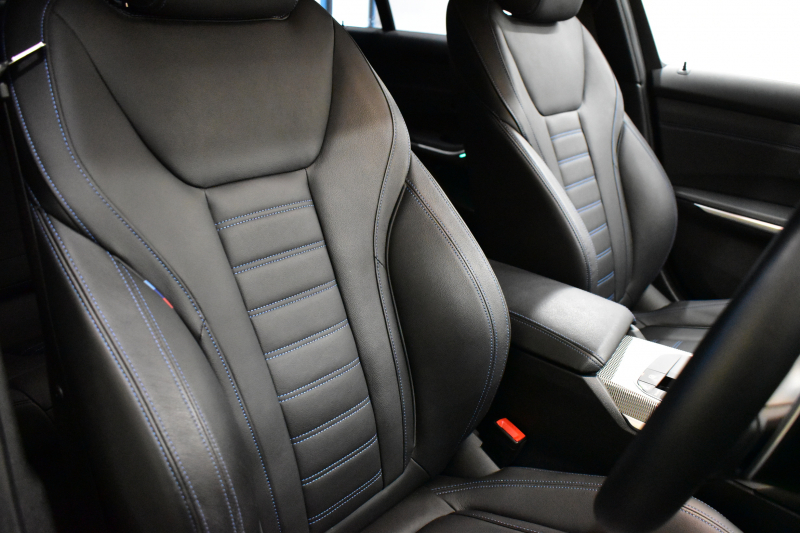 BMW 3シリーズ M340i Xﾄﾞﾗｲﾌﾞ ｲﾉﾍﾞｰｼｮﾝP ﾋｰﾀｰ付ﾌﾞﾗｯｸﾚｻﾞｰ ACC HUD ﾚｰｻﾞｰLEDﾗｲﾄ 可変Mｻｽ 19AW Mｽﾎﾟｰﾂﾌﾞﾚｰｷ&ﾃﾞﾌ ｼﾞｪｽﾁｬｰC付ﾀｯﾁﾊﾟﾈﾙﾅﾋﾞ全周囲ｶﾒﾗ ﾊｰﾏﾝｶｰﾄﾞﾝ 側面衝突&車線変更&逸脱警告 2年保証