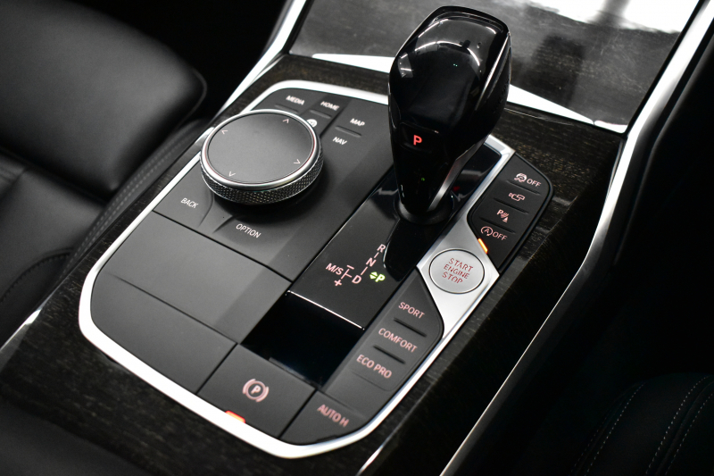 BMW 3シリーズ 320d Xﾄﾞﾗｲﾌﾞ ﾂｰﾘﾝｸﾞ Mｽﾎﾟｰﾂ 4WD ﾊｲﾗｲﾝ＆ｺﾝﾌｫｰﾄP ﾌﾙｾｸﾞTV 19AW Pｱｼｽﾄﾌﾟﾗｽ 3Dﾋﾞｭｰ全周囲ｶﾒﾗ ﾋｰﾀｰ付黒革 BMWﾗｲﾌﾞｺｯｸﾋﾟｯﾄ ｱｯﾌﾟﾙｶｰﾌﾟﾚｲ  ACC LEDﾍｯﾄﾞﾗｲﾄ 車線変更&逸脱&歩行者警告 2年保証