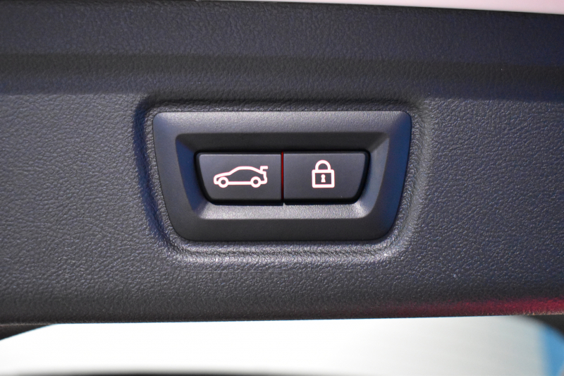 BMW 3シリーズ 320d Xﾄﾞﾗｲﾌﾞ ﾂｰﾘﾝｸﾞ Mｽﾎﾟｰﾂ 4WD ﾊｲﾗｲﾝ＆ｺﾝﾌｫｰﾄP ﾌﾙｾｸﾞTV 19AW Pｱｼｽﾄﾌﾟﾗｽ 3Dﾋﾞｭｰ全周囲ｶﾒﾗ ﾋｰﾀｰ付黒革 BMWﾗｲﾌﾞｺｯｸﾋﾟｯﾄ ｱｯﾌﾟﾙｶｰﾌﾟﾚｲ  ACC LEDﾍｯﾄﾞﾗｲﾄ 車線変更&逸脱&歩行者警告 2年保証