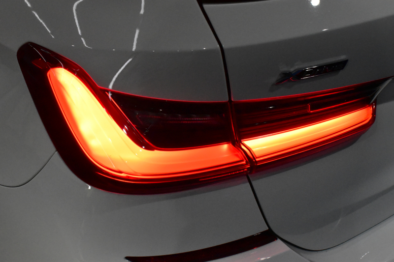 BMW 3シリーズ 320d Xﾄﾞﾗｲﾌﾞ ﾂｰﾘﾝｸﾞ Mｽﾎﾟｰﾂ 4WD ﾊｲﾗｲﾝ＆ｺﾝﾌｫｰﾄP ﾌﾙｾｸﾞTV 19AW Pｱｼｽﾄﾌﾟﾗｽ 3Dﾋﾞｭｰ全周囲ｶﾒﾗ ﾋｰﾀｰ付黒革 BMWﾗｲﾌﾞｺｯｸﾋﾟｯﾄ ｱｯﾌﾟﾙｶｰﾌﾟﾚｲ  ACC LEDﾍｯﾄﾞﾗｲﾄ 車線変更&逸脱&歩行者警告 2年保証