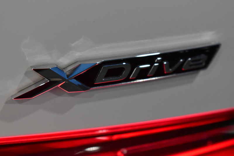 BMW 3シリーズ 320d Xﾄﾞﾗｲﾌﾞ ﾂｰﾘﾝｸﾞ Mｽﾎﾟｰﾂ 4WD ﾊｲﾗｲﾝ＆ｺﾝﾌｫｰﾄP ﾌﾙｾｸﾞTV 19AW Pｱｼｽﾄﾌﾟﾗｽ 3Dﾋﾞｭｰ全周囲ｶﾒﾗ ﾋｰﾀｰ付黒革 BMWﾗｲﾌﾞｺｯｸﾋﾟｯﾄ ｱｯﾌﾟﾙｶｰﾌﾟﾚｲ  ACC LEDﾍｯﾄﾞﾗｲﾄ 車線変更&逸脱&歩行者警告 2年保証