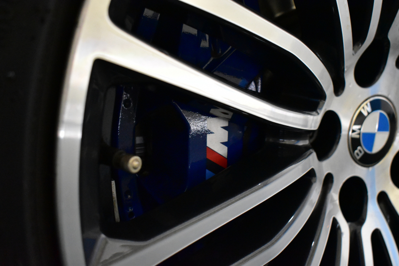 BMW 5シリーズ 540i Xﾄﾞﾗｲﾌﾞﾂｰﾘﾝｸﾞ Mｽﾎﾟｰﾂ 4WD ｺﾝﾌｫｰﾄ&ｾﾚｸﾄP ﾗｲﾌﾞｺｯｸﾋﾟｯﾄ ﾊﾟﾉﾗﾏｻﾝﾙｰﾌ harman/kardon Fﾍﾞﾝﾁﾚｰｼｮﾝ&ﾏｯｻｰｼﾞ全席ﾋｰﾀｰ付黒革 Mｽﾎﾟｰﾂﾌﾞﾚｰｷ LEDﾍｯﾄﾞﾗｲﾄ 液晶ﾒｰﾀｰ ACC HUD LCW 全周囲ｶﾒﾗ ﾌﾙｾｸﾞ 2年保証