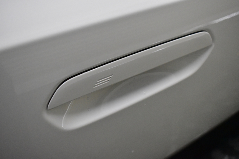 BMW 2シリーズ M240iXﾄﾞﾗｲﾌﾞ ｸｰﾍﾟ 新車保証R7年10月迄  ｶｰﾌﾞﾄﾞﾃﾞｨｽﾌﾟﾚｲ 1ｵｰﾅｰ ﾊｲﾗｲﾝP 4WD ﾋｰﾀｰ付黒革 Mｽﾎﾟｰﾂﾌﾞﾚｰｷ&ﾃﾞﾌ ACC HUD BMWﾗｲﾌﾞｺｯｸﾋﾟｯﾄ ﾅﾋﾞ全周囲ｶﾒﾗ ｱｯﾌﾟﾙｶｰﾌﾟﾚｲ LEDﾍｯﾄﾞﾗｲﾄ 19AW 2年保証