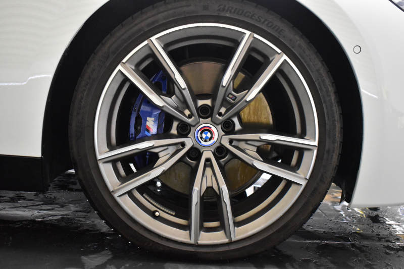 BMW 2シリーズ M240iXﾄﾞﾗｲﾌﾞ ｸｰﾍﾟ 新車保証R7年10月迄  ｶｰﾌﾞﾄﾞﾃﾞｨｽﾌﾟﾚｲ 1ｵｰﾅｰ ﾊｲﾗｲﾝP 4WD ﾋｰﾀｰ付黒革 Mｽﾎﾟｰﾂﾌﾞﾚｰｷ&ﾃﾞﾌ ACC HUD BMWﾗｲﾌﾞｺｯｸﾋﾟｯﾄ ﾅﾋﾞ全周囲ｶﾒﾗ ｱｯﾌﾟﾙｶｰﾌﾟﾚｲ LEDﾍｯﾄﾞﾗｲﾄ 19AW 2年保証