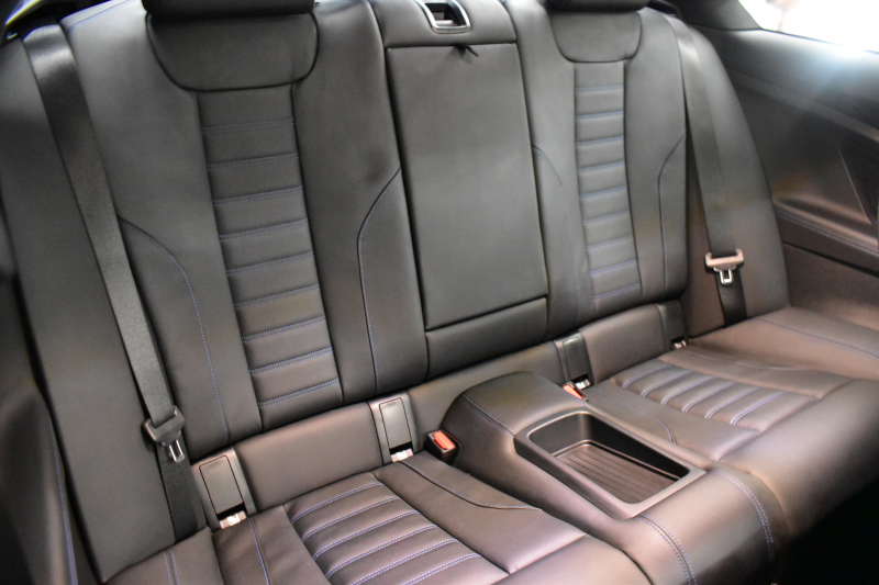 BMW 2シリーズ M240iXﾄﾞﾗｲﾌﾞ ｸｰﾍﾟ 新車保証R7年10月迄  ｶｰﾌﾞﾄﾞﾃﾞｨｽﾌﾟﾚｲ 1ｵｰﾅｰ ﾊｲﾗｲﾝP 4WD ﾋｰﾀｰ付黒革 Mｽﾎﾟｰﾂﾌﾞﾚｰｷ&ﾃﾞﾌ ACC HUD BMWﾗｲﾌﾞｺｯｸﾋﾟｯﾄ ﾅﾋﾞ全周囲ｶﾒﾗ ｱｯﾌﾟﾙｶｰﾌﾟﾚｲ LEDﾍｯﾄﾞﾗｲﾄ 19AW 2年保証