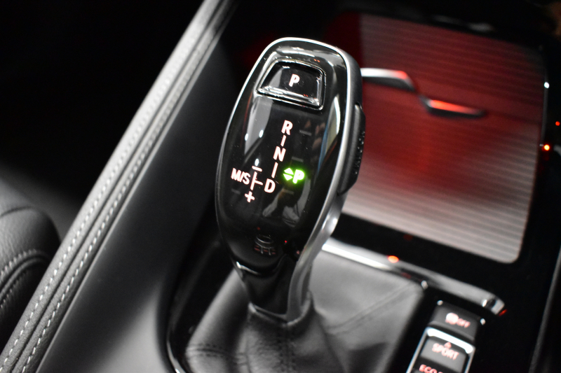 BMW X1 Xdrive18d Xﾗｲﾝ LCI後期 ﾌｪｲｽﾘﾌﾄ後ﾓﾃﾞﾙ 4WD ｱﾄﾞﾊﾞﾝｽﾄﾞｱｸﾃｨﾌﾞｾｰﾌﾃｨ&ﾊｲﾗｲﾝ&ｺﾝﾌｫｰﾄP 追従ACC HUD ﾋｰﾀｰ付電動黒革 LEDﾍｯﾄﾞﾗｲﾄ 18AW 車線逸脱&歩行者警告 衝突軽減B ﾀｯﾁﾊﾟﾈﾙHDDﾅﾋﾞ Bｶﾒﾗ Pｱｼｽﾄ 電動Rｹﾞｰﾄ ｽﾏｰﾄｷｰ  2年保証