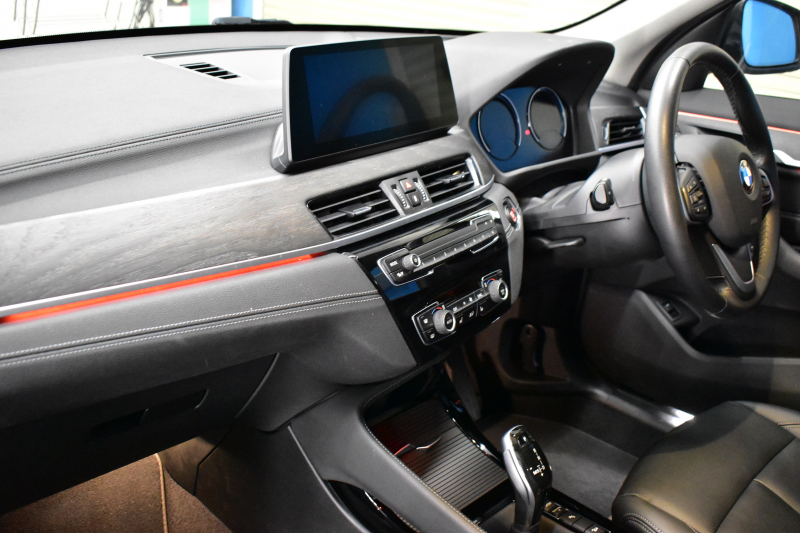 BMW X1 Xdrive18d Xﾗｲﾝ LCI後期 ﾌｪｲｽﾘﾌﾄ後ﾓﾃﾞﾙ 4WD ｱﾄﾞﾊﾞﾝｽﾄﾞｱｸﾃｨﾌﾞｾｰﾌﾃｨ&ﾊｲﾗｲﾝ&ｺﾝﾌｫｰﾄP 追従ACC HUD ﾋｰﾀｰ付電動黒革 LEDﾍｯﾄﾞﾗｲﾄ 18AW 車線逸脱&歩行者警告 衝突軽減B ﾀｯﾁﾊﾟﾈﾙHDDﾅﾋﾞ Bｶﾒﾗ Pｱｼｽﾄ 電動Rｹﾞｰﾄ ｽﾏｰﾄｷｰ  2年保証