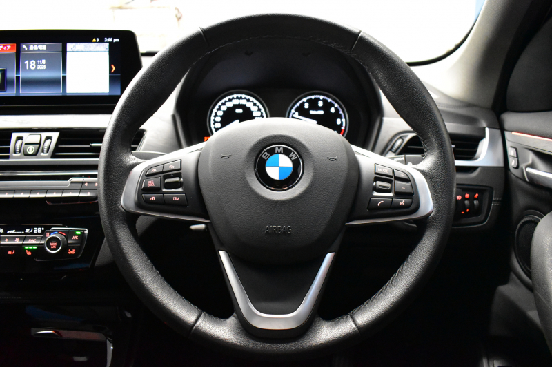 BMW X1 Xdrive18d Xﾗｲﾝ LCI後期 ﾌｪｲｽﾘﾌﾄ後ﾓﾃﾞﾙ 4WD ｱﾄﾞﾊﾞﾝｽﾄﾞｱｸﾃｨﾌﾞｾｰﾌﾃｨ&ﾊｲﾗｲﾝ&ｺﾝﾌｫｰﾄP 追従ACC HUD ﾋｰﾀｰ付電動黒革 LEDﾍｯﾄﾞﾗｲﾄ 18AW 車線逸脱&歩行者警告 衝突軽減B ﾀｯﾁﾊﾟﾈﾙHDDﾅﾋﾞ Bｶﾒﾗ Pｱｼｽﾄ 電動Rｹﾞｰﾄ ｽﾏｰﾄｷｰ  2年保証