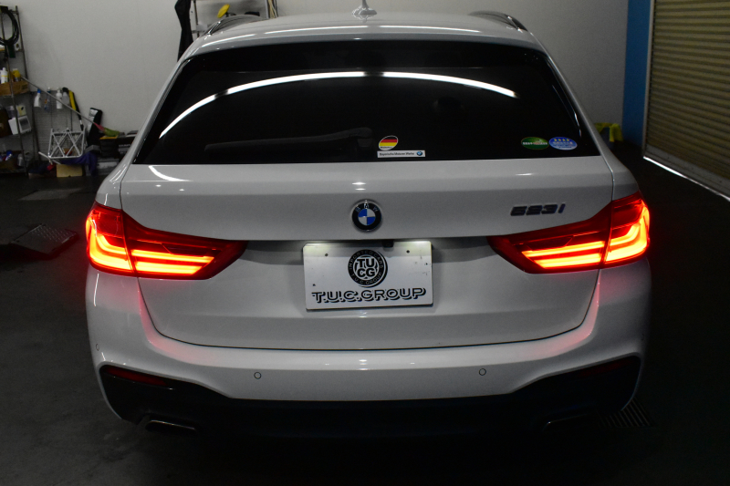 BMW 5シリーズ 523iﾂｰﾘﾝｸﾞ Mｽﾎﾟｰﾂ ｲﾉﾍﾞｰｼｮﾝ&ﾊｲﾗｲﾝP 液晶ﾒｰﾀｰ LEDﾍｯﾄﾞﾗｲﾄ 全席ﾋｰﾀｰ付黒革 追従ACC HUD ｼﾞｪｽﾁｬｰｺﾝﾄﾛｰﾙ対応ﾀｯﾁﾊﾟﾈﾙHDDﾅﾋﾞ 全周囲ｶﾒﾗ3Dﾋﾞｭｰ Pｱｼｽﾄ ﾜｲﾔﾚｽ充電 車線変更&逸脱&歩行者警告 19AW ﾃﾞｨｽﾌﾟﾚｲｷｰ 2年保証