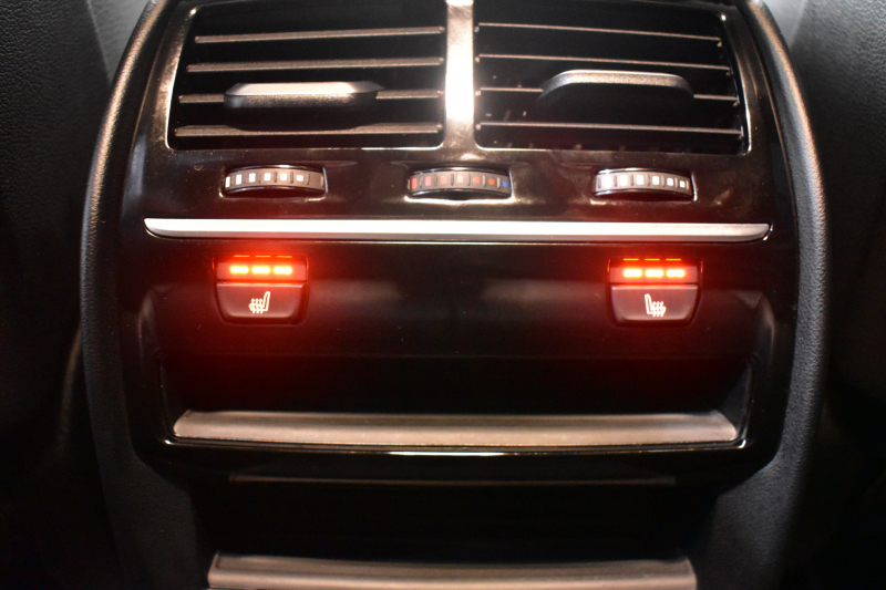 BMW 5シリーズ 523iﾂｰﾘﾝｸﾞ Mｽﾎﾟｰﾂ ｲﾉﾍﾞｰｼｮﾝ&ﾊｲﾗｲﾝP 液晶ﾒｰﾀｰ LEDﾍｯﾄﾞﾗｲﾄ 全席ﾋｰﾀｰ付黒革 追従ACC HUD ｼﾞｪｽﾁｬｰｺﾝﾄﾛｰﾙ対応ﾀｯﾁﾊﾟﾈﾙHDDﾅﾋﾞ 全周囲ｶﾒﾗ3Dﾋﾞｭｰ Pｱｼｽﾄ ﾜｲﾔﾚｽ充電 車線変更&逸脱&歩行者警告 19AW ﾃﾞｨｽﾌﾟﾚｲｷｰ 2年保証