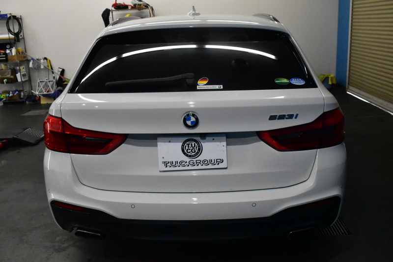 BMW 5シリーズ 523iﾂｰﾘﾝｸﾞ Mｽﾎﾟｰﾂ ｲﾉﾍﾞｰｼｮﾝ&ﾊｲﾗｲﾝP 液晶ﾒｰﾀｰ LEDﾍｯﾄﾞﾗｲﾄ 全席ﾋｰﾀｰ付黒革 追従ACC HUD ｼﾞｪｽﾁｬｰｺﾝﾄﾛｰﾙ対応ﾀｯﾁﾊﾟﾈﾙHDDﾅﾋﾞ 全周囲ｶﾒﾗ3Dﾋﾞｭｰ Pｱｼｽﾄ ﾜｲﾔﾚｽ充電 車線変更&逸脱&歩行者警告 19AW ﾃﾞｨｽﾌﾟﾚｲｷｰ 2年保証