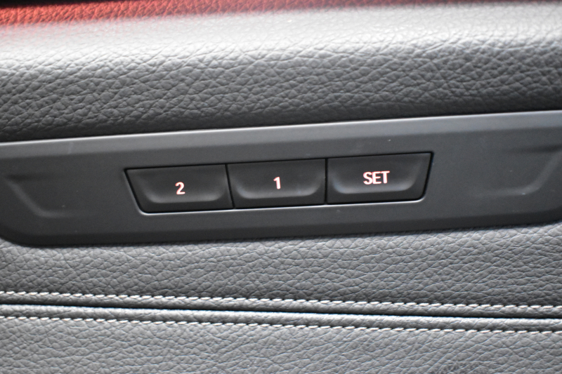 BMW 5シリーズ 523iﾂｰﾘﾝｸﾞ Mｽﾎﾟｰﾂ ｲﾉﾍﾞｰｼｮﾝ&ﾊｲﾗｲﾝP 液晶ﾒｰﾀｰ LEDﾍｯﾄﾞﾗｲﾄ 全席ﾋｰﾀｰ付黒革 追従ACC HUD ｼﾞｪｽﾁｬｰｺﾝﾄﾛｰﾙ対応ﾀｯﾁﾊﾟﾈﾙHDDﾅﾋﾞ 全周囲ｶﾒﾗ3Dﾋﾞｭｰ Pｱｼｽﾄ ﾜｲﾔﾚｽ充電 車線変更&逸脱&歩行者警告 19AW ﾃﾞｨｽﾌﾟﾚｲｷｰ 2年保証