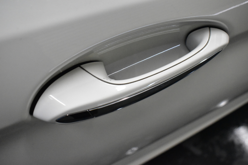 BMW 5シリーズ 523iﾂｰﾘﾝｸﾞ Mｽﾎﾟｰﾂ ｲﾉﾍﾞｰｼｮﾝ&ﾊｲﾗｲﾝP 液晶ﾒｰﾀｰ LEDﾍｯﾄﾞﾗｲﾄ 全席ﾋｰﾀｰ付黒革 追従ACC HUD ｼﾞｪｽﾁｬｰｺﾝﾄﾛｰﾙ対応ﾀｯﾁﾊﾟﾈﾙHDDﾅﾋﾞ 全周囲ｶﾒﾗ3Dﾋﾞｭｰ Pｱｼｽﾄ ﾜｲﾔﾚｽ充電 車線変更&逸脱&歩行者警告 19AW ﾃﾞｨｽﾌﾟﾚｲｷｰ 2年保証