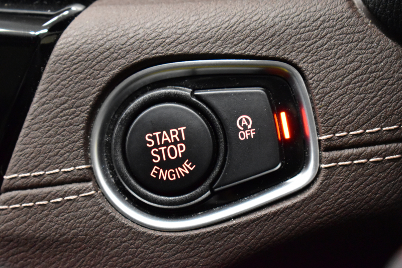 BMW X1 Xdrive18d Xﾗｲﾝ LCI後期 ﾌｪｲｽﾘﾌﾄ後ﾓﾃﾞﾙ 4WD ｾﾚｸﾄ&ｱﾄﾞﾊﾞﾝｽﾄﾞｱｸﾃｨﾌﾞｾｰﾌﾃｨ&ﾊｲﾗｲﾝ&ｺﾝﾌｫｰﾄP ﾊﾟﾉﾗﾏｻﾝR 追従ACC ﾋｰﾀｰ付電動ﾓｶﾚｻﾞｰ LEDﾍｯﾄﾞﾗｲﾄ 18AW 車線逸脱&歩行者警告 ﾀｯﾁﾊﾟﾈﾙHDDﾅﾋﾞBｶﾒﾗPｱｼｽﾄ 電動Rｹﾞｰﾄ ｽﾏｰﾄｷｰ 2年保証