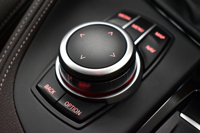 BMW X1 Xdrive18d Xﾗｲﾝ LCI後期 ﾌｪｲｽﾘﾌﾄ後ﾓﾃﾞﾙ 4WD ｾﾚｸﾄ&ｱﾄﾞﾊﾞﾝｽﾄﾞｱｸﾃｨﾌﾞｾｰﾌﾃｨ&ﾊｲﾗｲﾝ&ｺﾝﾌｫｰﾄP ﾊﾟﾉﾗﾏｻﾝR 追従ACC ﾋｰﾀｰ付電動ﾓｶﾚｻﾞｰ LEDﾍｯﾄﾞﾗｲﾄ 18AW 車線逸脱&歩行者警告 ﾀｯﾁﾊﾟﾈﾙHDDﾅﾋﾞBｶﾒﾗPｱｼｽﾄ 電動Rｹﾞｰﾄ ｽﾏｰﾄｷｰ 2年保証