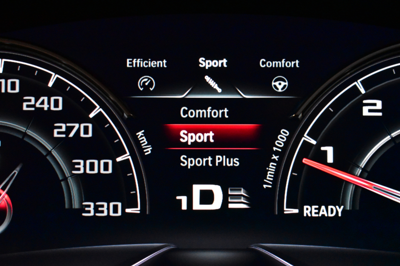 BMW Mシリーズ M5 V8ﾂｲﾝﾀｰﾎﾞ600馬力 MxDrive（4WD/2WD切替可）ｺﾝﾌｫｰﾄP  全席ﾋｰﾀｰ&前席ﾍﾞﾝﾁﾚｰｼｮﾝ&ﾏｯｻｰｼﾞ付ﾌﾞﾗｯｸﾚｻﾞｰ ｽﾃｱﾘﾝｸﾞﾋｰﾀｰ ｱﾝﾋﾞｴﾝﾄｴｱP  追従ACC LCW LEDﾍｯﾄﾞﾗｲﾄ HUD ﾀﾞｰｸｶｰﾎﾞﾝｱﾙﾐｲﾝﾃﾘｱ 液晶ﾒｰﾀｰ 3Dﾋﾞｭｰ 20AW 2年保証