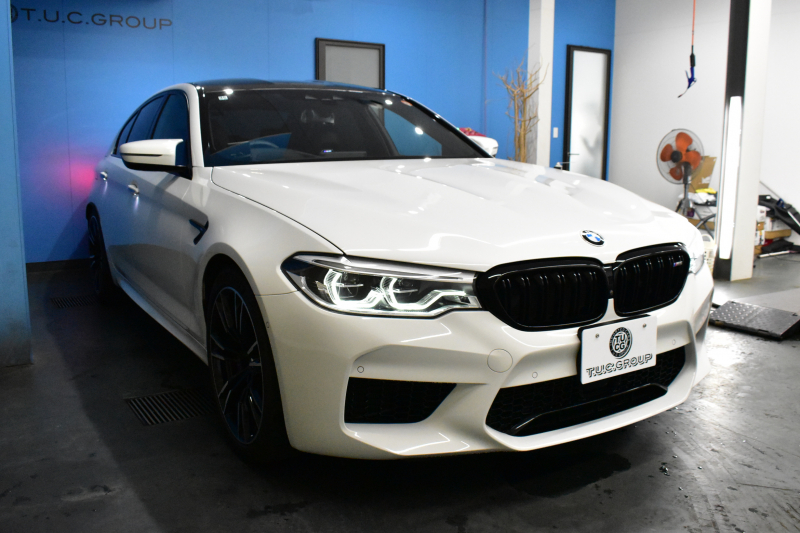 BMW Mシリーズ M5 V8ﾂｲﾝﾀｰﾎﾞ600馬力 MxDrive（4WD/2WD切替可）ｺﾝﾌｫｰﾄP  全席ﾋｰﾀｰ&前席ﾍﾞﾝﾁﾚｰｼｮﾝ&ﾏｯｻｰｼﾞ付ﾌﾞﾗｯｸﾚｻﾞｰ ｽﾃｱﾘﾝｸﾞﾋｰﾀｰ ｱﾝﾋﾞｴﾝﾄｴｱP  追従ACC LCW LEDﾍｯﾄﾞﾗｲﾄ HUD ﾀﾞｰｸｶｰﾎﾞﾝｱﾙﾐｲﾝﾃﾘｱ 液晶ﾒｰﾀｰ 3Dﾋﾞｭｰ 20AW 2年保証