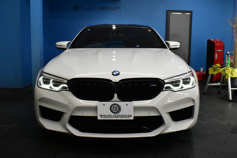BMW Mシリーズ M5 V8ﾂｲﾝﾀｰﾎﾞ600馬力 MxDrive（4WD/2WD切替可）ｺﾝﾌｫｰﾄP  全席ﾋｰﾀｰ&前席ﾍﾞﾝﾁﾚｰｼｮﾝ&ﾏｯｻｰｼﾞ付ﾌﾞﾗｯｸﾚｻﾞｰ ｽﾃｱﾘﾝｸﾞﾋｰﾀｰ ｱﾝﾋﾞｴﾝﾄｴｱP  追従ACC LCW LEDﾍｯﾄﾞﾗｲﾄ HUD ﾀﾞｰｸｶｰﾎﾞﾝｱﾙﾐｲﾝﾃﾘｱ 液晶ﾒｰﾀｰ 3Dﾋﾞｭｰ 20AW 2年保証