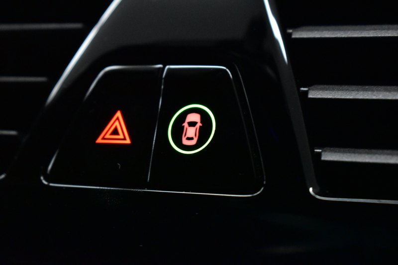 BMW Mシリーズ M5 V8ﾂｲﾝﾀｰﾎﾞ600馬力 MxDrive（4WD/2WD切替可）ｺﾝﾌｫｰﾄP  全席ﾋｰﾀｰ&前席ﾍﾞﾝﾁﾚｰｼｮﾝ&ﾏｯｻｰｼﾞ付ﾌﾞﾗｯｸﾚｻﾞｰ ｽﾃｱﾘﾝｸﾞﾋｰﾀｰ ｱﾝﾋﾞｴﾝﾄｴｱP  追従ACC LCW LEDﾍｯﾄﾞﾗｲﾄ HUD ﾀﾞｰｸｶｰﾎﾞﾝｱﾙﾐｲﾝﾃﾘｱ 液晶ﾒｰﾀｰ 3Dﾋﾞｭｰ 20AW 2年保証