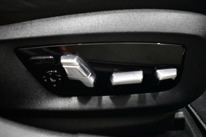 BMW Mシリーズ M5 V8ﾂｲﾝﾀｰﾎﾞ600馬力 MxDrive（4WD/2WD切替可）ｺﾝﾌｫｰﾄP  全席ﾋｰﾀｰ&前席ﾍﾞﾝﾁﾚｰｼｮﾝ&ﾏｯｻｰｼﾞ付ﾌﾞﾗｯｸﾚｻﾞｰ ｽﾃｱﾘﾝｸﾞﾋｰﾀｰ ｱﾝﾋﾞｴﾝﾄｴｱP  追従ACC LCW LEDﾍｯﾄﾞﾗｲﾄ HUD ﾀﾞｰｸｶｰﾎﾞﾝｱﾙﾐｲﾝﾃﾘｱ 液晶ﾒｰﾀｰ 3Dﾋﾞｭｰ 20AW 2年保証