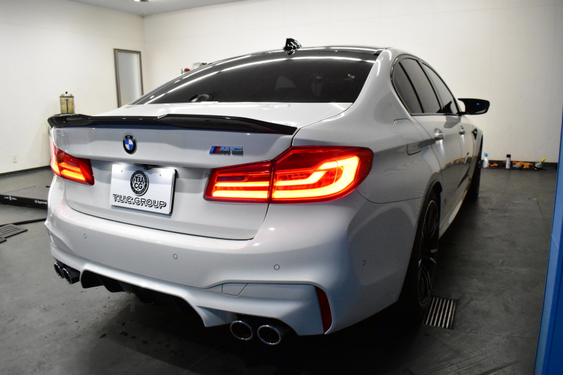 BMW Mシリーズ M5 V8ﾂｲﾝﾀｰﾎﾞ600馬力 MxDrive（4WD/2WD切替可）ｺﾝﾌｫｰﾄP  全席ﾋｰﾀｰ&前席ﾍﾞﾝﾁﾚｰｼｮﾝ&ﾏｯｻｰｼﾞ付ﾌﾞﾗｯｸﾚｻﾞｰ ｽﾃｱﾘﾝｸﾞﾋｰﾀｰ ｱﾝﾋﾞｴﾝﾄｴｱP  追従ACC LCW LEDﾍｯﾄﾞﾗｲﾄ HUD ﾀﾞｰｸｶｰﾎﾞﾝｱﾙﾐｲﾝﾃﾘｱ 液晶ﾒｰﾀｰ 3Dﾋﾞｭｰ 20AW 2年保証