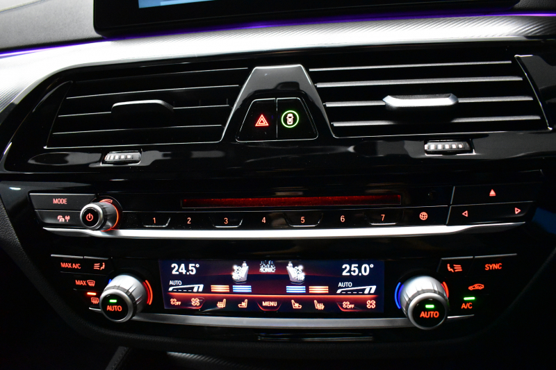 BMW Mシリーズ M5 V8ﾂｲﾝﾀｰﾎﾞ600馬力 MxDrive（4WD/2WD切替可）ｺﾝﾌｫｰﾄP  全席ﾋｰﾀｰ&前席ﾍﾞﾝﾁﾚｰｼｮﾝ&ﾏｯｻｰｼﾞ付ﾌﾞﾗｯｸﾚｻﾞｰ ｽﾃｱﾘﾝｸﾞﾋｰﾀｰ ｱﾝﾋﾞｴﾝﾄｴｱP  追従ACC LCW LEDﾍｯﾄﾞﾗｲﾄ HUD ﾀﾞｰｸｶｰﾎﾞﾝｱﾙﾐｲﾝﾃﾘｱ 液晶ﾒｰﾀｰ 3Dﾋﾞｭｰ 20AW 2年保証