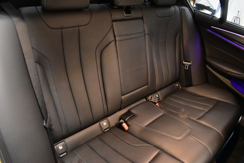 BMW Mシリーズ M5 V8ﾂｲﾝﾀｰﾎﾞ600馬力 MxDrive（4WD/2WD切替可）ｺﾝﾌｫｰﾄP  全席ﾋｰﾀｰ&前席ﾍﾞﾝﾁﾚｰｼｮﾝ&ﾏｯｻｰｼﾞ付ﾌﾞﾗｯｸﾚｻﾞｰ ｽﾃｱﾘﾝｸﾞﾋｰﾀｰ ｱﾝﾋﾞｴﾝﾄｴｱP  追従ACC LCW LEDﾍｯﾄﾞﾗｲﾄ HUD ﾀﾞｰｸｶｰﾎﾞﾝｱﾙﾐｲﾝﾃﾘｱ 液晶ﾒｰﾀｰ 3Dﾋﾞｭｰ 20AW 2年保証