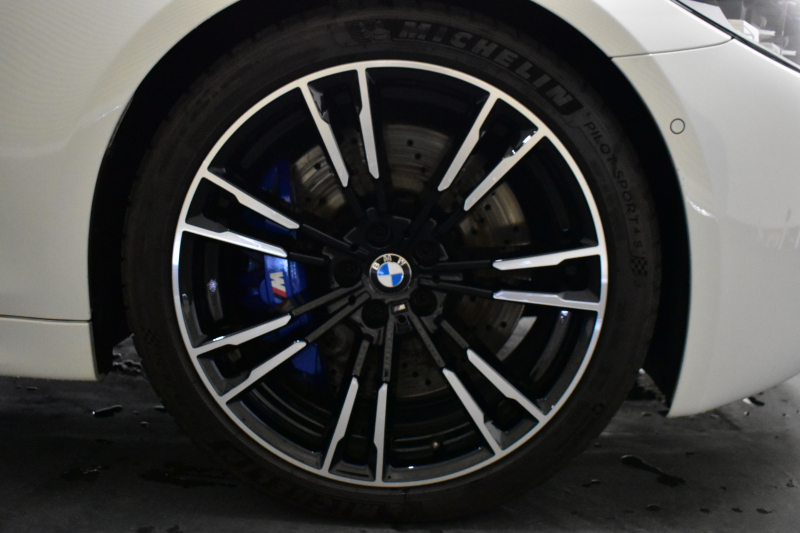 BMW Mシリーズ M5 V8ﾂｲﾝﾀｰﾎﾞ600馬力 MxDrive（4WD/2WD切替可）ｺﾝﾌｫｰﾄP  全席ﾋｰﾀｰ&前席ﾍﾞﾝﾁﾚｰｼｮﾝ&ﾏｯｻｰｼﾞ付ﾌﾞﾗｯｸﾚｻﾞｰ ｽﾃｱﾘﾝｸﾞﾋｰﾀｰ ｱﾝﾋﾞｴﾝﾄｴｱP  追従ACC LCW LEDﾍｯﾄﾞﾗｲﾄ HUD ﾀﾞｰｸｶｰﾎﾞﾝｱﾙﾐｲﾝﾃﾘｱ 液晶ﾒｰﾀｰ 3Dﾋﾞｭｰ 20AW 2年保証