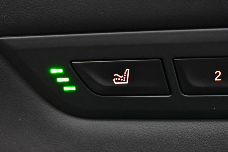 BMW Mシリーズ M5 V8ﾂｲﾝﾀｰﾎﾞ600馬力 MxDrive（4WD/2WD切替可）ｺﾝﾌｫｰﾄP  全席ﾋｰﾀｰ&前席ﾍﾞﾝﾁﾚｰｼｮﾝ&ﾏｯｻｰｼﾞ付ﾌﾞﾗｯｸﾚｻﾞｰ ｽﾃｱﾘﾝｸﾞﾋｰﾀｰ ｱﾝﾋﾞｴﾝﾄｴｱP  追従ACC LCW LEDﾍｯﾄﾞﾗｲﾄ HUD ﾀﾞｰｸｶｰﾎﾞﾝｱﾙﾐｲﾝﾃﾘｱ 液晶ﾒｰﾀｰ 3Dﾋﾞｭｰ 20AW 2年保証