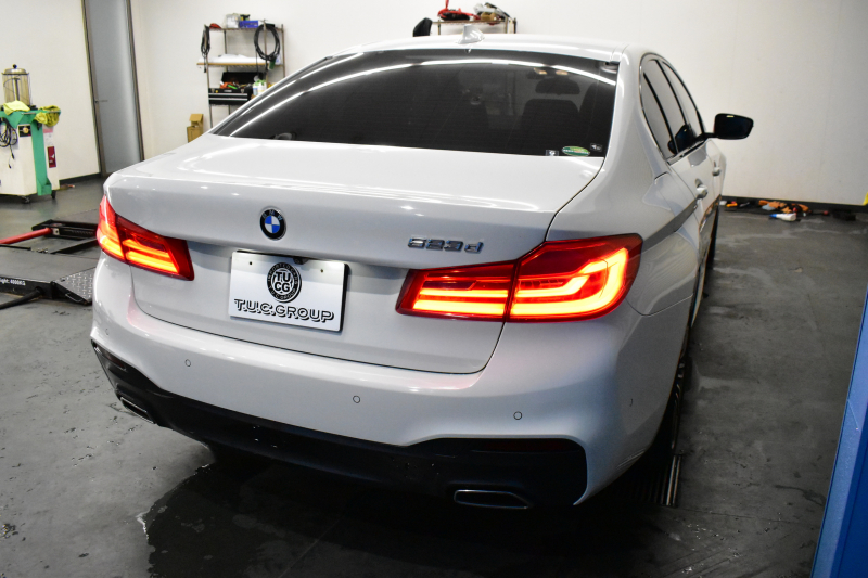 BMW 5シリーズ 523d Mｽﾎﾟｰﾂ ｲﾉﾍﾞｰｼｮﾝ&ﾊｲﾗｲﾝP 全席ﾋｰﾀｰ付黒革 LEDﾍｯﾄﾞﾗｲﾄ 追従ACC HUD ｼﾞｪｽﾁｬｰCﾀｯﾁﾊﾟﾈﾙ対応iﾄﾞﾗｲﾌﾞHDDﾅﾋﾞﾌﾙｾｸﾞ 全周囲ｶﾒﾗ3Dﾋﾞｭｰ 車線変更&逸脱警告 衝突軽減B 電動ﾄﾗﾝｸ 19AW 液晶ﾒｰﾀｰ ﾜｲﾔﾚｽ充電 2年保証