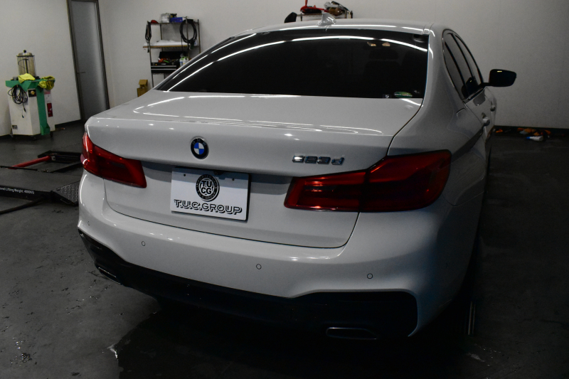 BMW 5シリーズ 523d Mｽﾎﾟｰﾂ ｲﾉﾍﾞｰｼｮﾝ&ﾊｲﾗｲﾝP 全席ﾋｰﾀｰ付黒革 LEDﾍｯﾄﾞﾗｲﾄ 追従ACC HUD ｼﾞｪｽﾁｬｰCﾀｯﾁﾊﾟﾈﾙ対応iﾄﾞﾗｲﾌﾞHDDﾅﾋﾞﾌﾙｾｸﾞ 全周囲ｶﾒﾗ3Dﾋﾞｭｰ 車線変更&逸脱警告 衝突軽減B 電動ﾄﾗﾝｸ 19AW 液晶ﾒｰﾀｰ ﾜｲﾔﾚｽ充電 2年保証