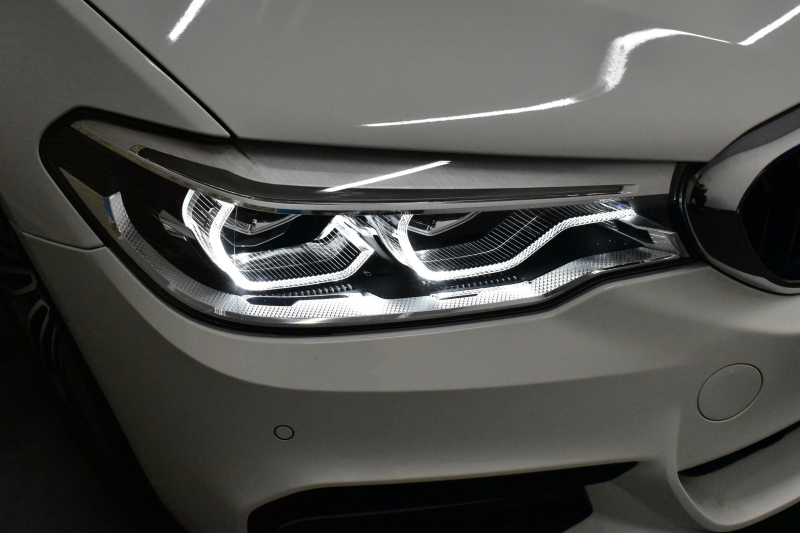 BMW 5シリーズ 523d Mｽﾎﾟｰﾂ ｲﾉﾍﾞｰｼｮﾝ&ﾊｲﾗｲﾝP 全席ﾋｰﾀｰ付黒革 LEDﾍｯﾄﾞﾗｲﾄ 追従ACC HUD ｼﾞｪｽﾁｬｰCﾀｯﾁﾊﾟﾈﾙ対応iﾄﾞﾗｲﾌﾞHDDﾅﾋﾞﾌﾙｾｸﾞ 全周囲ｶﾒﾗ3Dﾋﾞｭｰ 車線変更&逸脱警告 衝突軽減B 電動ﾄﾗﾝｸ 19AW 液晶ﾒｰﾀｰ ﾜｲﾔﾚｽ充電 2年保証