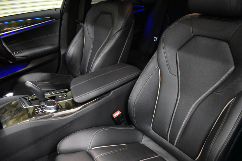 BMW 5シリーズ 523d Mｽﾎﾟｰﾂ ｲﾉﾍﾞｰｼｮﾝ&ﾊｲﾗｲﾝP 全席ﾋｰﾀｰ付黒革 LEDﾍｯﾄﾞﾗｲﾄ 追従ACC HUD ｼﾞｪｽﾁｬｰCﾀｯﾁﾊﾟﾈﾙ対応iﾄﾞﾗｲﾌﾞHDDﾅﾋﾞﾌﾙｾｸﾞ 全周囲ｶﾒﾗ3Dﾋﾞｭｰ 車線変更&逸脱警告 衝突軽減B 電動ﾄﾗﾝｸ 19AW 液晶ﾒｰﾀｰ ﾜｲﾔﾚｽ充電 2年保証