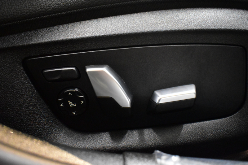 BMW 5シリーズ 523d Mｽﾎﾟｰﾂ ｲﾉﾍﾞｰｼｮﾝ&ﾊｲﾗｲﾝP 全席ﾋｰﾀｰ付黒革 LEDﾍｯﾄﾞﾗｲﾄ 追従ACC HUD ｼﾞｪｽﾁｬｰCﾀｯﾁﾊﾟﾈﾙ対応iﾄﾞﾗｲﾌﾞHDDﾅﾋﾞﾌﾙｾｸﾞ 全周囲ｶﾒﾗ3Dﾋﾞｭｰ 車線変更&逸脱警告 衝突軽減B 電動ﾄﾗﾝｸ 19AW 液晶ﾒｰﾀｰ ﾜｲﾔﾚｽ充電 2年保証