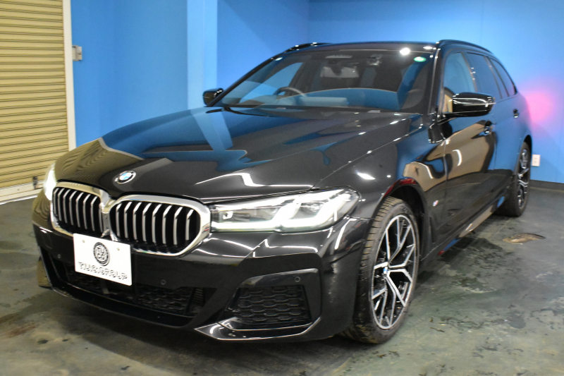 BMW 5シリーズ 523d Xﾄﾞﾗｲﾌﾞ ﾂｰﾘﾝｸﾞ Mｽﾎﾟｰﾂ LCI後期 ｴｸｽｸﾙｰｼﾌﾞﾅｯﾊﾟﾚｻﾞｰP 全席ﾋｰﾀｰ付ｴｸｽｸﾙｰｼﾌﾞﾅｯﾊﾟﾓｶﾚｻﾞｰ 新ﾃﾞｻﾞｲﾝLEDﾍｯﾄﾞﾗｲﾄ ACC HUD 19AW 可変ｻｽﾍﾟﾝｼｮﾝ ﾗｲﾌﾞｺｸﾋﾟｯﾄ ﾀｯﾁﾊﾟﾈﾙﾅﾋﾞTV3Dﾋﾞｭｰ 電動Rｹﾞｰﾄ ｽﾏｰﾄｷｰ 2年保証