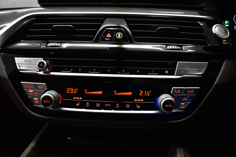 BMW 5シリーズ 523d Xﾄﾞﾗｲﾌﾞ ﾂｰﾘﾝｸﾞ Mｽﾎﾟｰﾂ LCI後期 ｴｸｽｸﾙｰｼﾌﾞﾅｯﾊﾟﾚｻﾞｰP 全席ﾋｰﾀｰ付ｴｸｽｸﾙｰｼﾌﾞﾅｯﾊﾟﾓｶﾚｻﾞｰ 新ﾃﾞｻﾞｲﾝLEDﾍｯﾄﾞﾗｲﾄ ACC HUD 19AW 可変ｻｽﾍﾟﾝｼｮﾝ ﾗｲﾌﾞｺｸﾋﾟｯﾄ ﾀｯﾁﾊﾟﾈﾙﾅﾋﾞTV3Dﾋﾞｭｰ 電動Rｹﾞｰﾄ ｽﾏｰﾄｷｰ 2年保証