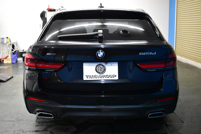 BMW 5シリーズ 523d Xﾄﾞﾗｲﾌﾞ ﾂｰﾘﾝｸﾞ Mｽﾎﾟｰﾂ LCI後期 ｴｸｽｸﾙｰｼﾌﾞﾅｯﾊﾟﾚｻﾞｰP 全席ﾋｰﾀｰ付ｴｸｽｸﾙｰｼﾌﾞﾅｯﾊﾟﾓｶﾚｻﾞｰ 新ﾃﾞｻﾞｲﾝLEDﾍｯﾄﾞﾗｲﾄ ACC HUD 19AW 可変ｻｽﾍﾟﾝｼｮﾝ ﾗｲﾌﾞｺｸﾋﾟｯﾄ ﾀｯﾁﾊﾟﾈﾙﾅﾋﾞTV3Dﾋﾞｭｰ 電動Rｹﾞｰﾄ ｽﾏｰﾄｷｰ 2年保証