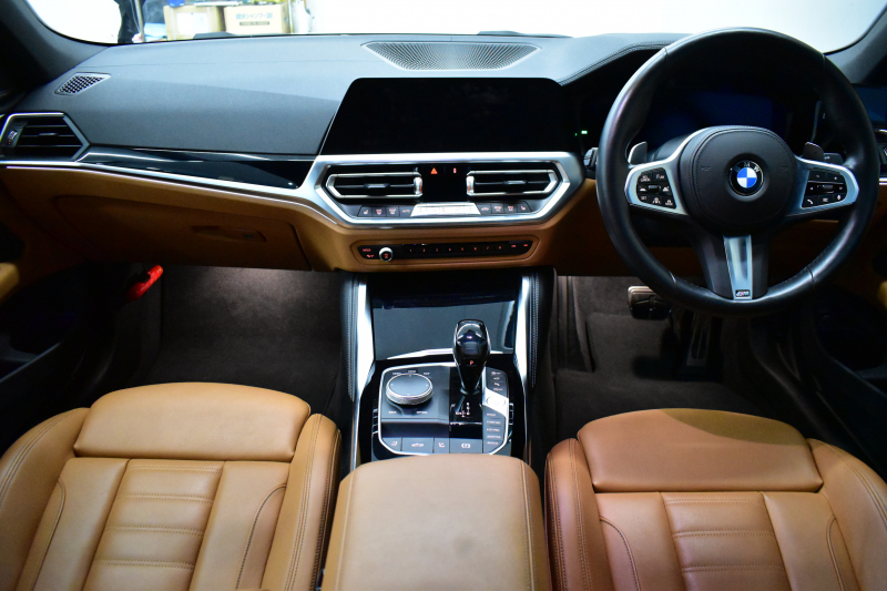 BMW 4シリーズ M440i xDriveｶﾌﾞﾘｵﾚ ｺﾝﾌｫｰﾄP ﾋｰﾀｰ付茶革 全周囲ｶﾒﾗ ﾋﾟｱﾉﾌﾞﾗｯｸｲﾝﾃﾘｱﾄﾘﾑ ｴｱｶﾗｰ ﾚｰｻﾞｰLEDﾍｯﾄﾞﾗｲﾄ HUD Mｽﾎﾟｰﾂﾃﾞﾌ&ﾌﾞﾚｰｷ 可変Mｻｽ ﾗｲﾌﾞｺｯｸﾋﾟｯﾄﾀｯﾁﾊﾟﾈﾙﾅﾋﾞ LCW Apple Car Play ﾌﾙｾｸﾞ harman/kardon 19AW 2年保証