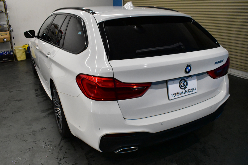 BMW 5シリーズ 523dﾂｰﾘﾝｸﾞ Mｽﾎﾟｰﾂ ｲﾉﾍﾞｰｼｮﾝ&ﾊｲﾗｲﾝP 全席ﾋｰﾀｰ付黒革 LEDﾍｯﾄﾞﾗｲﾄ 追従ACC HUD 車線変更&逸脱警告 衝突軽減B ｼﾞｪｽﾁｬｰCﾀｯﾁﾊﾟﾈﾙ対応iﾄﾞﾗｲﾌﾞHDDﾅﾋﾞ ﾌﾙｾｸﾞ 全周囲ｶﾒﾗ3Dﾋﾞｭｰ  電動Rｹﾞｰﾄ 19AW 液晶ﾒｰﾀｰ ﾜｲﾔﾚｽ充電 2年保証