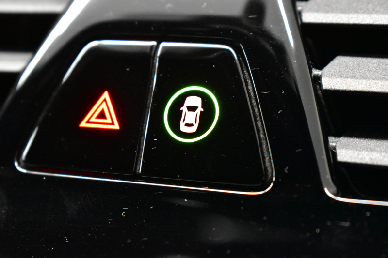 BMW 5シリーズ 523dﾂｰﾘﾝｸﾞ Mｽﾎﾟｰﾂ ｲﾉﾍﾞｰｼｮﾝ&ﾊｲﾗｲﾝP 全席ﾋｰﾀｰ付黒革 LEDﾍｯﾄﾞﾗｲﾄ 追従ACC HUD 車線変更&逸脱警告 衝突軽減B ｼﾞｪｽﾁｬｰCﾀｯﾁﾊﾟﾈﾙ対応iﾄﾞﾗｲﾌﾞHDDﾅﾋﾞ ﾌﾙｾｸﾞ 全周囲ｶﾒﾗ3Dﾋﾞｭｰ  電動Rｹﾞｰﾄ 19AW 液晶ﾒｰﾀｰ ﾜｲﾔﾚｽ充電 2年保証