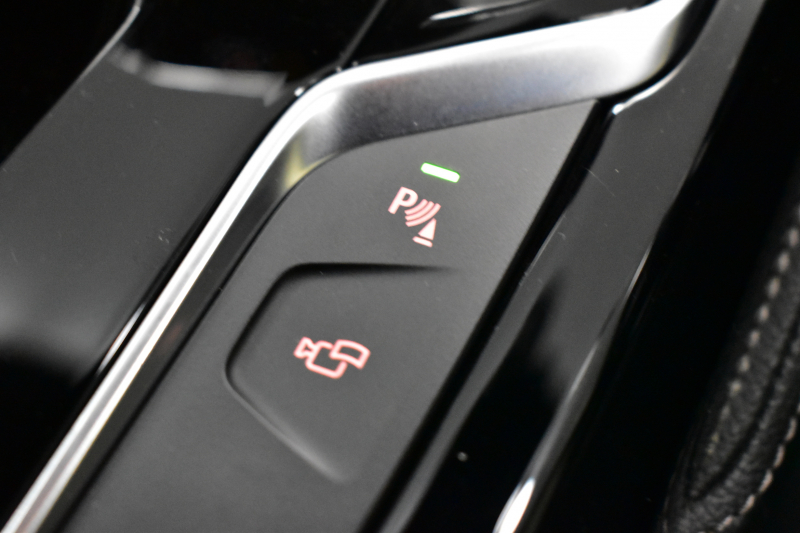 BMW 5シリーズ 523dﾂｰﾘﾝｸﾞ Mｽﾎﾟｰﾂ ｲﾉﾍﾞｰｼｮﾝ&ﾊｲﾗｲﾝP 全席ﾋｰﾀｰ付黒革 LEDﾍｯﾄﾞﾗｲﾄ 追従ACC HUD 車線変更&逸脱警告 衝突軽減B ｼﾞｪｽﾁｬｰCﾀｯﾁﾊﾟﾈﾙ対応iﾄﾞﾗｲﾌﾞHDDﾅﾋﾞ ﾌﾙｾｸﾞ 全周囲ｶﾒﾗ3Dﾋﾞｭｰ  電動Rｹﾞｰﾄ 19AW 液晶ﾒｰﾀｰ ﾜｲﾔﾚｽ充電 2年保証