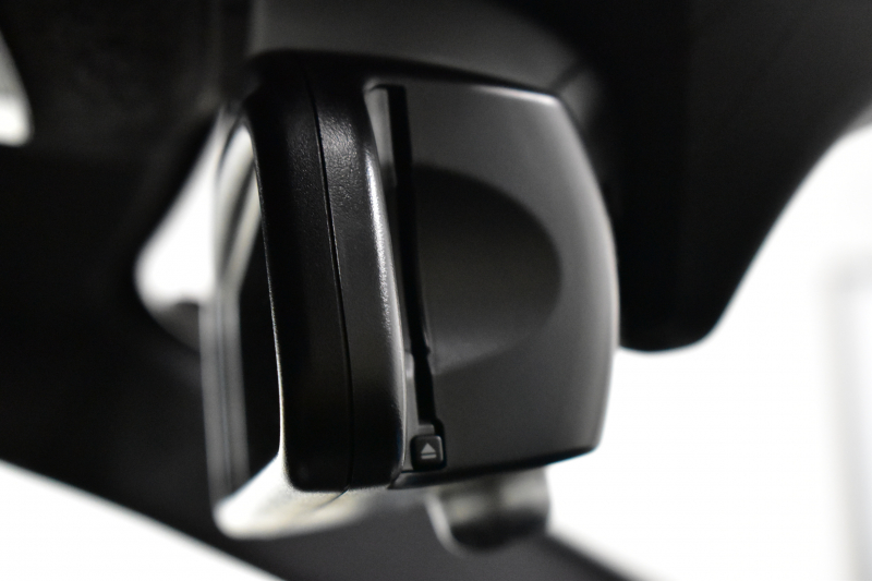 BMW 5シリーズ 523dﾂｰﾘﾝｸﾞ Mｽﾎﾟｰﾂ ｲﾉﾍﾞｰｼｮﾝ&ﾊｲﾗｲﾝP 全席ﾋｰﾀｰ付黒革 LEDﾍｯﾄﾞﾗｲﾄ 追従ACC HUD 車線変更&逸脱警告 衝突軽減B ｼﾞｪｽﾁｬｰCﾀｯﾁﾊﾟﾈﾙ対応iﾄﾞﾗｲﾌﾞHDDﾅﾋﾞ ﾌﾙｾｸﾞ 全周囲ｶﾒﾗ3Dﾋﾞｭｰ  電動Rｹﾞｰﾄ 19AW 液晶ﾒｰﾀｰ ﾜｲﾔﾚｽ充電 2年保証