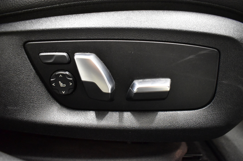 BMW 5シリーズ 523dﾂｰﾘﾝｸﾞ Mｽﾎﾟｰﾂ ｲﾉﾍﾞｰｼｮﾝ&ﾊｲﾗｲﾝP 全席ﾋｰﾀｰ付黒革 LEDﾍｯﾄﾞﾗｲﾄ 追従ACC HUD 車線変更&逸脱警告 衝突軽減B ｼﾞｪｽﾁｬｰCﾀｯﾁﾊﾟﾈﾙ対応iﾄﾞﾗｲﾌﾞHDDﾅﾋﾞ ﾌﾙｾｸﾞ 全周囲ｶﾒﾗ3Dﾋﾞｭｰ  電動Rｹﾞｰﾄ 19AW 液晶ﾒｰﾀｰ ﾜｲﾔﾚｽ充電 2年保証