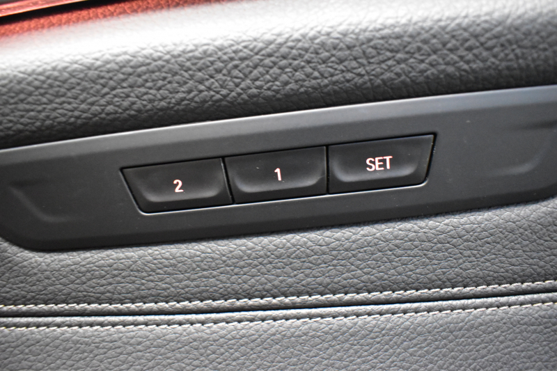 BMW 5シリーズ 523dﾂｰﾘﾝｸﾞ Mｽﾎﾟｰﾂ ｲﾉﾍﾞｰｼｮﾝ&ﾊｲﾗｲﾝP 全席ﾋｰﾀｰ付黒革 LEDﾍｯﾄﾞﾗｲﾄ 追従ACC HUD 車線変更&逸脱警告 衝突軽減B ｼﾞｪｽﾁｬｰCﾀｯﾁﾊﾟﾈﾙ対応iﾄﾞﾗｲﾌﾞHDDﾅﾋﾞ ﾌﾙｾｸﾞ 全周囲ｶﾒﾗ3Dﾋﾞｭｰ  電動Rｹﾞｰﾄ 19AW 液晶ﾒｰﾀｰ ﾜｲﾔﾚｽ充電 2年保証