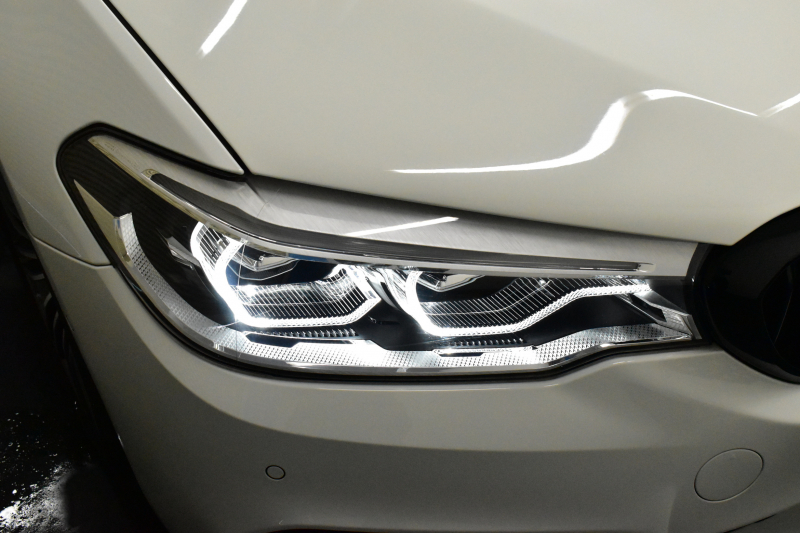 BMW 5シリーズ 523dﾂｰﾘﾝｸﾞ Mｽﾎﾟｰﾂ ｲﾉﾍﾞｰｼｮﾝ&ﾊｲﾗｲﾝP 全席ﾋｰﾀｰ付黒革 LEDﾍｯﾄﾞﾗｲﾄ 追従ACC HUD 車線変更&逸脱警告 衝突軽減B ｼﾞｪｽﾁｬｰCﾀｯﾁﾊﾟﾈﾙ対応iﾄﾞﾗｲﾌﾞHDDﾅﾋﾞ ﾌﾙｾｸﾞ 全周囲ｶﾒﾗ3Dﾋﾞｭｰ  電動Rｹﾞｰﾄ 19AW 液晶ﾒｰﾀｰ ﾜｲﾔﾚｽ充電 2年保証