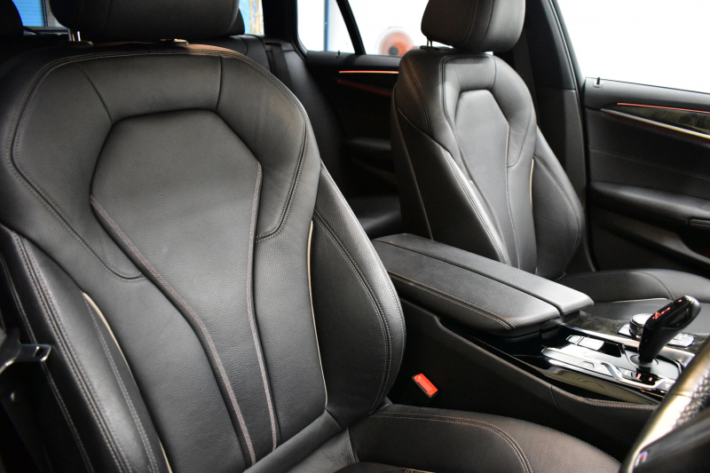 BMW 5シリーズ 523dﾂｰﾘﾝｸﾞ Mｽﾎﾟｰﾂ ｲﾉﾍﾞｰｼｮﾝ&ﾊｲﾗｲﾝP 全席ﾋｰﾀｰ付黒革 LEDﾍｯﾄﾞﾗｲﾄ 追従ACC HUD 車線変更&逸脱警告 衝突軽減B ｼﾞｪｽﾁｬｰCﾀｯﾁﾊﾟﾈﾙ対応iﾄﾞﾗｲﾌﾞHDDﾅﾋﾞ ﾌﾙｾｸﾞ 全周囲ｶﾒﾗ3Dﾋﾞｭｰ  電動Rｹﾞｰﾄ 19AW 液晶ﾒｰﾀｰ ﾜｲﾔﾚｽ充電 2年保証