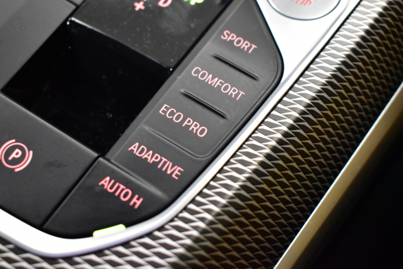 BMW 3シリーズ M340i Xﾄﾞﾗｲﾌﾞ ｲﾉﾍﾞｰｼｮﾝP ﾋｰﾀｰ付黒革 全周囲ｶﾒﾗ ACC HUD ﾚｰｻﾞｰLEDﾗｲﾄ 可変Mｻｽ 19AW Mｽﾎﾟｰﾂﾌﾞﾚｰｷ&ﾃﾞﾌ ｼﾞｪｽﾁｬｰC付ﾀｯﾁﾊﾟﾈﾙﾅﾋﾋﾞ ﾊｰﾏﾝｶｰﾄﾞﾝ 側面衝突&車線変更&逸脱警告 2年保証