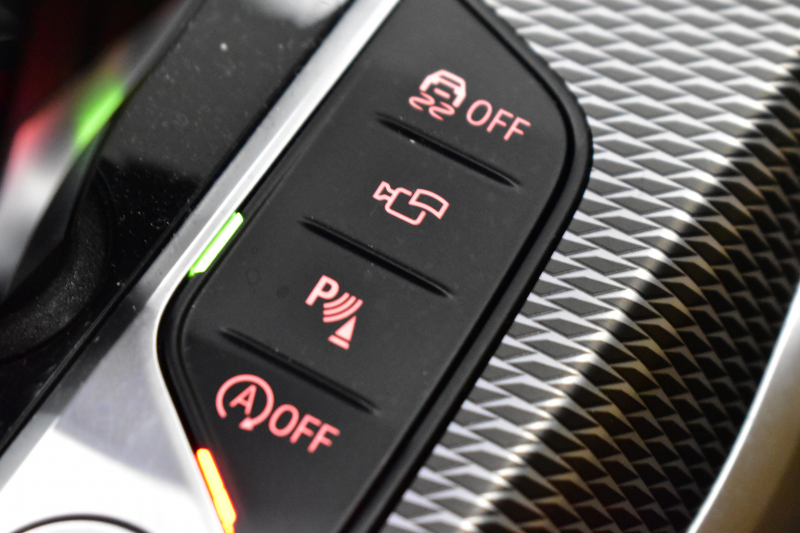 BMW 3シリーズ M340i Xﾄﾞﾗｲﾌﾞ ｲﾉﾍﾞｰｼｮﾝP ﾋｰﾀｰ付黒革 全周囲ｶﾒﾗ ACC HUD ﾚｰｻﾞｰLEDﾗｲﾄ 可変Mｻｽ 19AW Mｽﾎﾟｰﾂﾌﾞﾚｰｷ&ﾃﾞﾌ ｼﾞｪｽﾁｬｰC付ﾀｯﾁﾊﾟﾈﾙﾅﾋﾋﾞ ﾊｰﾏﾝｶｰﾄﾞﾝ 側面衝突&車線変更&逸脱警告 2年保証